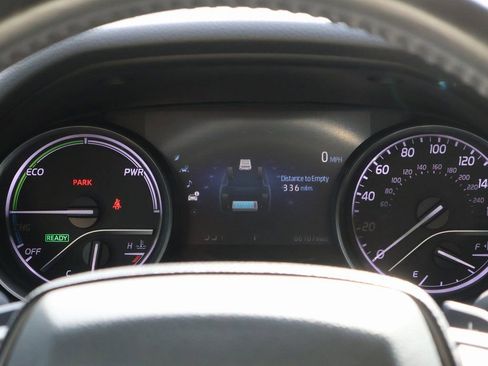 Used 2022 Toyota Camry XSE w/ Cold Weather Package image 28