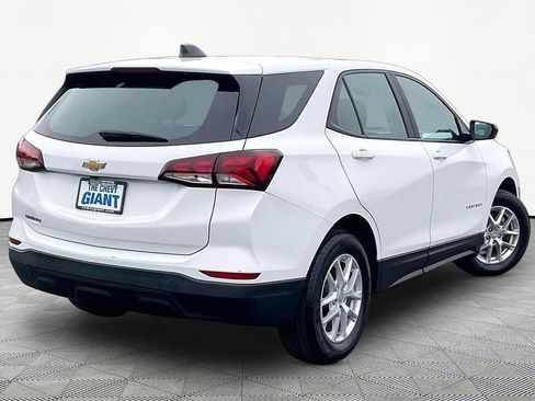 Used 2024 Chevrolet Equinox LS image 7