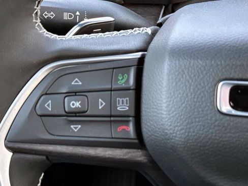 New 2025 Jeep Grand Cherokee Limited image 16