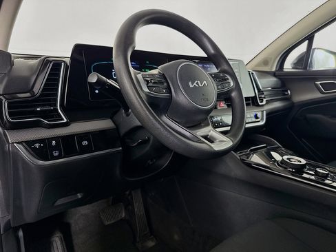 Used 2023 Kia Sportage LX image 21