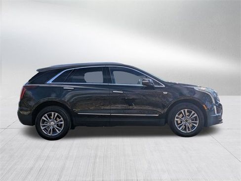 Certified 2023 Cadillac XT5 Premium Luxury image 4