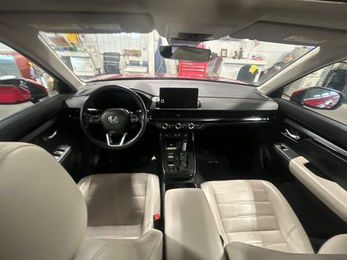 Used 2023 Honda CR-V EX-L image 13