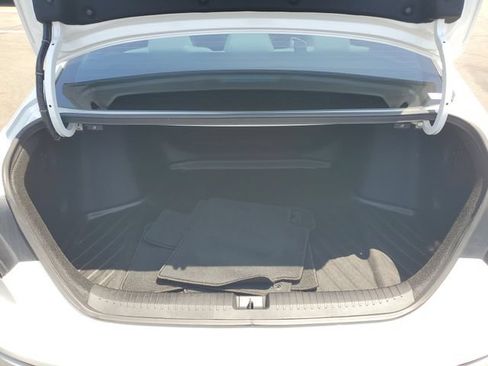 Certified 2023 Honda Accord EX image 7