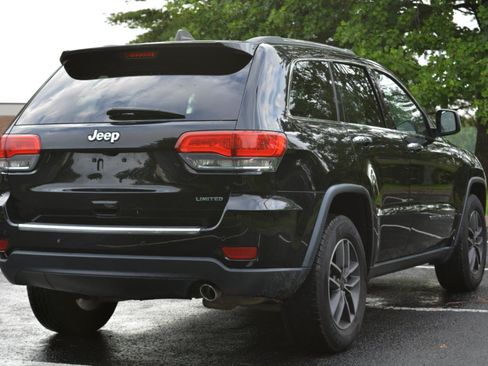 Used 2019 Jeep Grand Cherokee Limited RWD image 5