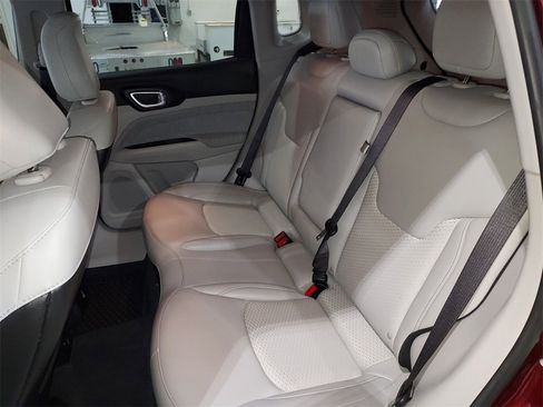 Used 2022 Jeep Compass Latitude w/ Convenience Group image 27