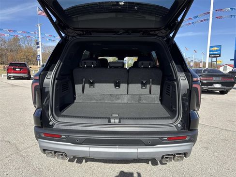 New 2026 Chevrolet Traverse LT w/ Driver Confidence Package image 5