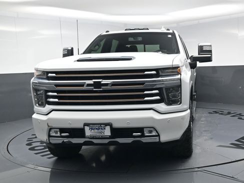 Used 2021 Chevrolet Silverado 2500 High Country image 5