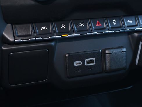 Used 2025 Chevrolet Silverado 1500 Custom w/ Turbomax Blackout Package image 24