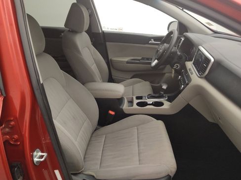Used 2020 Kia Sportage LX image 21
