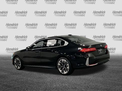 Certified 2026 BMW 530i w/ Premium Package RWD image 6