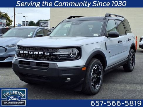 New 2026 Ford Bronco Sport Outer Banks AWD/4WD image 1