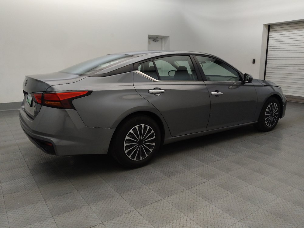 Used 2023 Nissan Altima 2.5 S FWD image 10