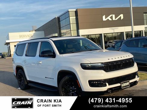 Used 2024 Jeep Wagoneer Series II w/ Convenience Group I AWD/4WD image 1