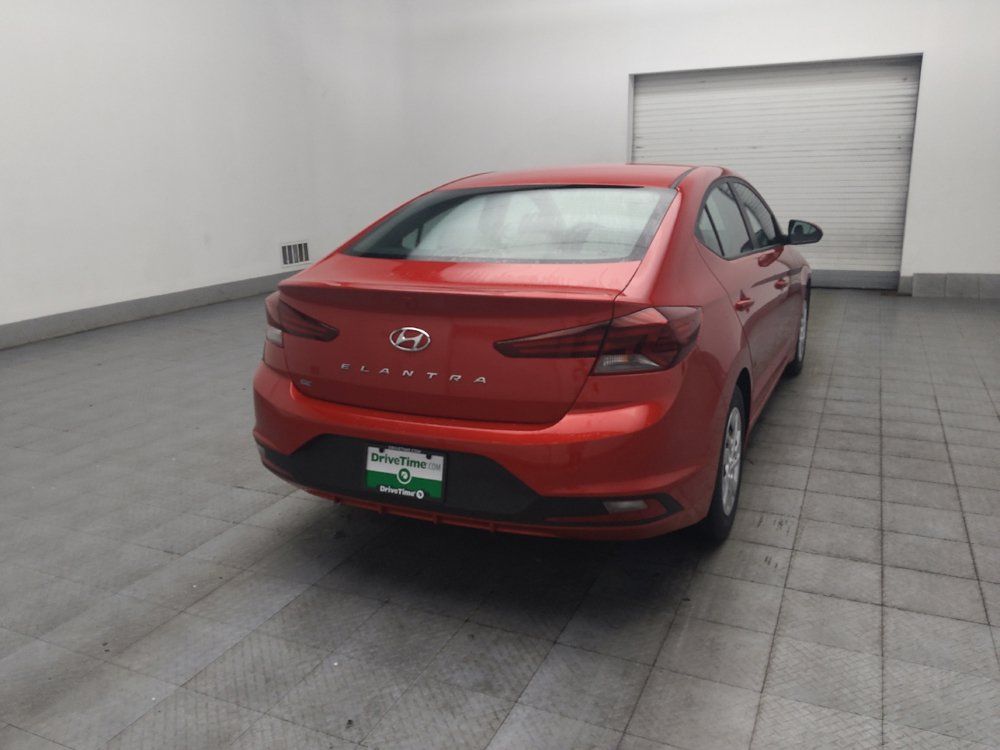 Used 2020 Hyundai Elantra SE FWD image 9