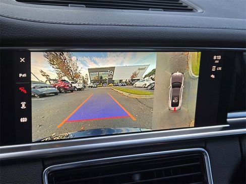 Used 2022 Porsche Panamera 4 w/ Premium Package image 21