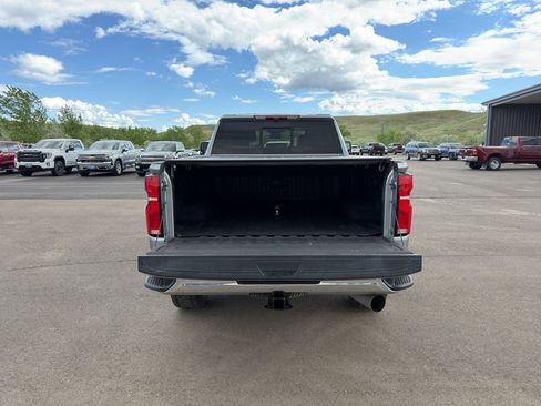 Used 2024 Chevrolet Silverado 2500 LTZ w/ LTZ Convenience Package AWD/4WD image 29