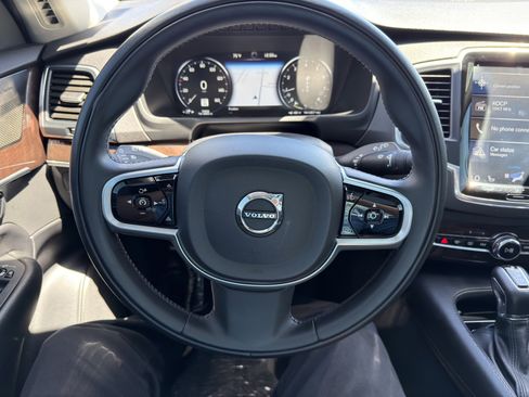 Used 2019 Volvo XC90 T5 Momentum w/ Advanced Package image 31