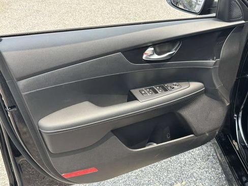 Used 2023 Kia Forte GT-Line w/ GT-Line Technology Package FWD image 16