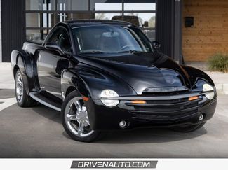 Used 2005 Chevrolet SSR w/ Preferred Equipment Group image 1