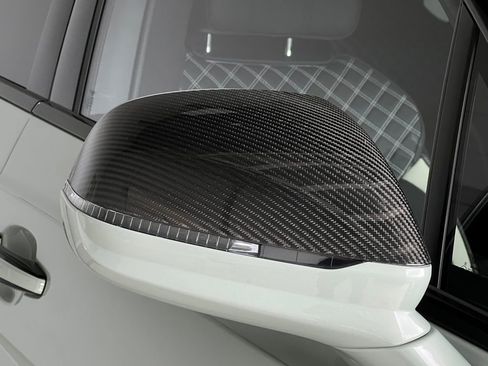 Used 2023 Bentley Bentayga Speed image 16