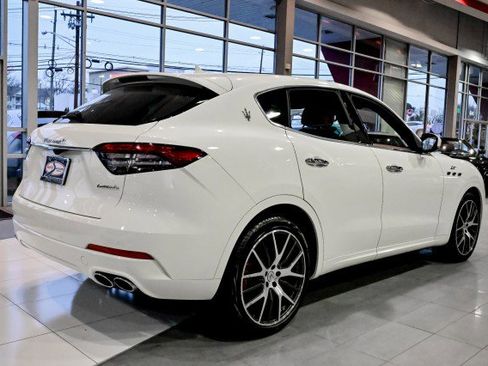 Used 2022 Maserati Levante GT image 5