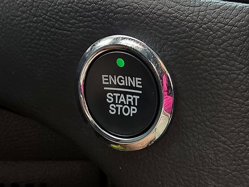 Used 2020 Ford Edge SEL w/ Convenience Package FWD image 16
