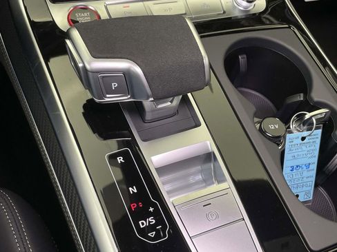 New 2026 Audi RS Q8 performance image 34