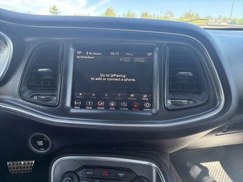 Used 2018 Dodge Challenger GT w/ GT Interior Package AWD/4WD image 18