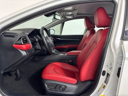 Used 2022 Toyota Camry XSE w/ Carpet Mat Package (TMS) AWD/4WD image 11