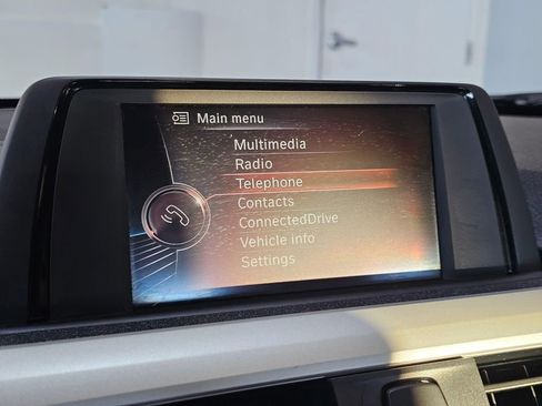 Used 2016 BMW 320i Sedan image 11