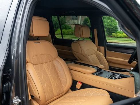 Used 2025 Jeep Grand Wagoneer Series III w/ Quick Order Packagew 28T AWD/4WD image 50