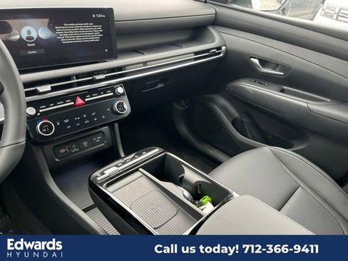 New 2025 Hyundai Tucson SEL image 25