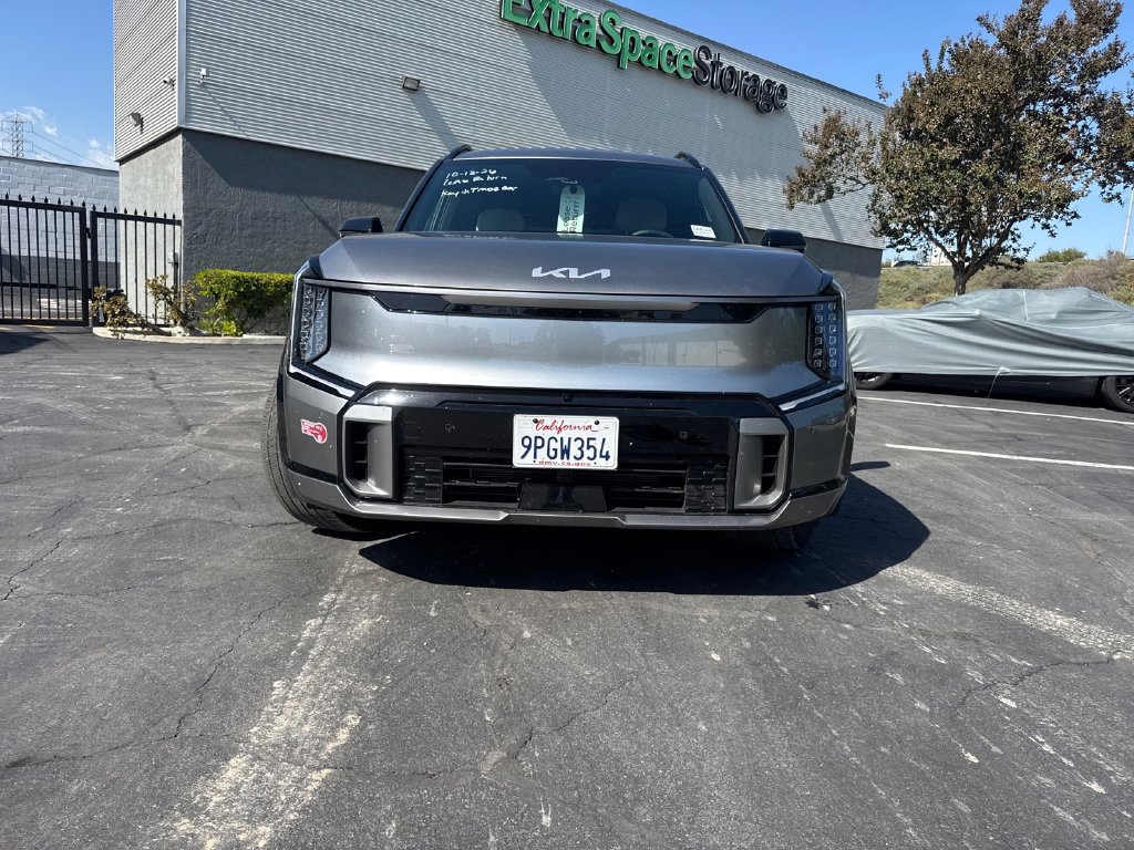 Certified 2024 Kia EV9 GT-Line AWD/4WD image 8