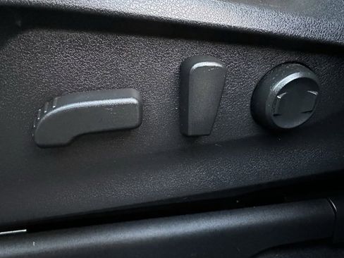 Used 2022 Subaru Ascent Touring image 19