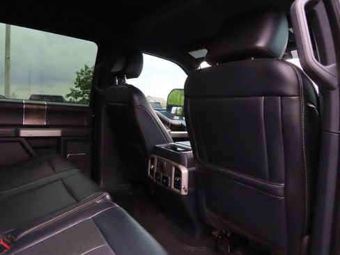 Used 2022 Ford F250 Lariat w/ Black Appearance Package image 50