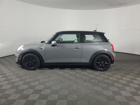 Used 2015 MINI Cooper 2-Door Hardtop image 7
