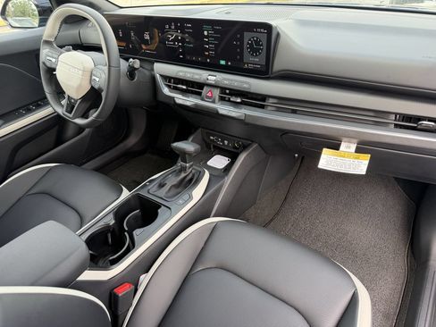 New 2026 Kia K4 GT-Line Turbo FWD image 15