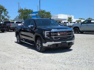 Used 2023 GMC Sierra 1500 SLT w/ SLT Premium Package AWD/4WD video 2