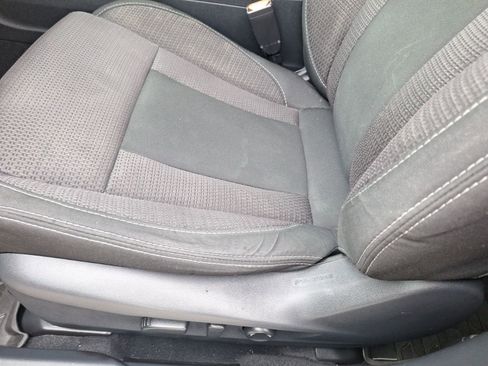 Used 2022 Subaru Outback Premium image 17