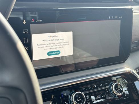 Certified 2025 GMC Sierra 2500 Denali Ultimate AWD/4WD image 24