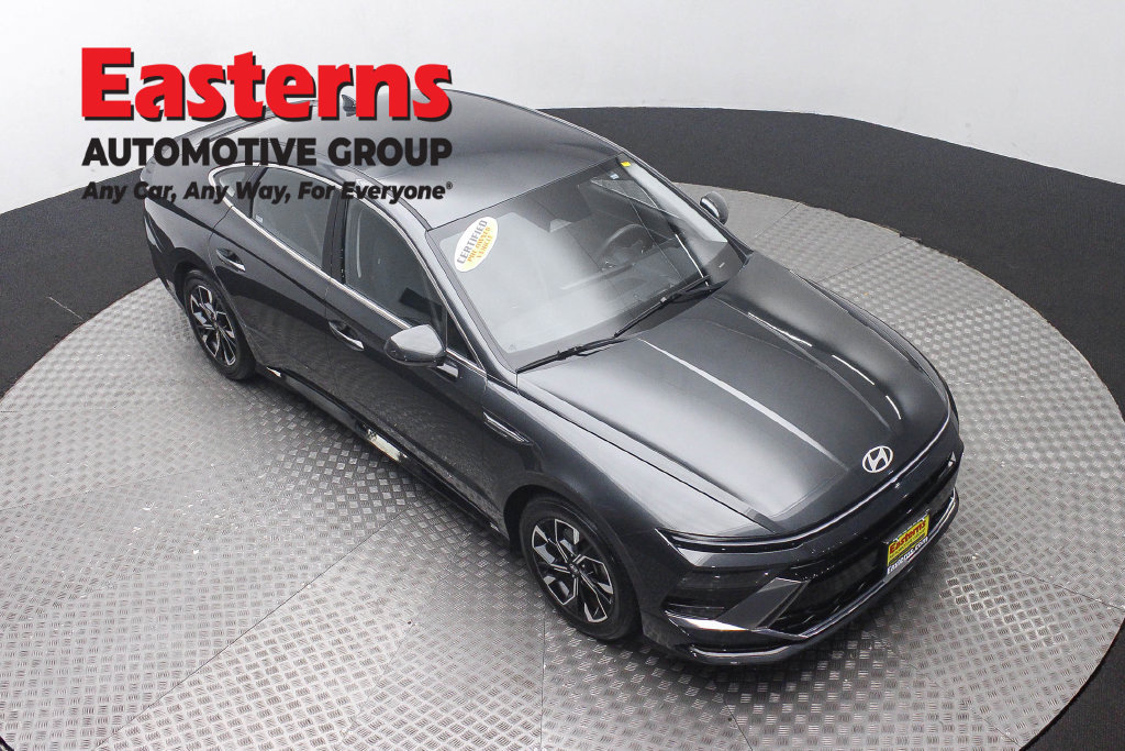 Used 2025 Hyundai Sonata SEL FWD image 4