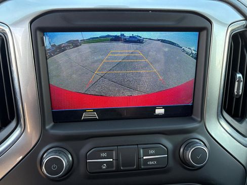 Used 2019 Chevrolet Silverado 1500 RST image 24