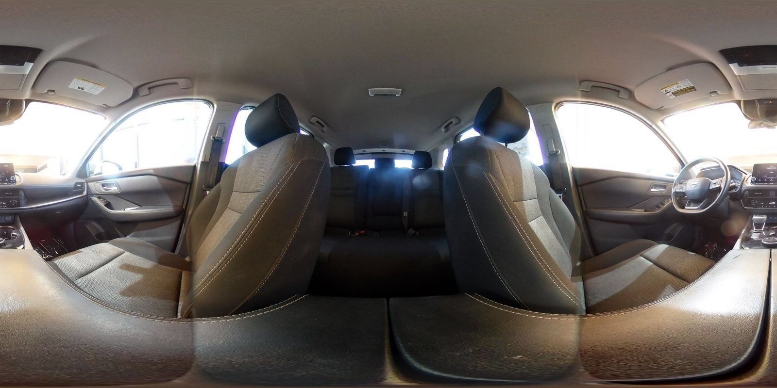Used 2025 Nissan Rogue SV AWD/4WD image 43