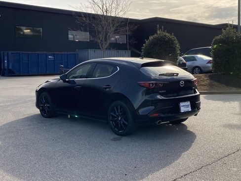 Used 2025 MAZDA MAZDA3 2.5 S Hatchback w/ Premium Pkg image 16