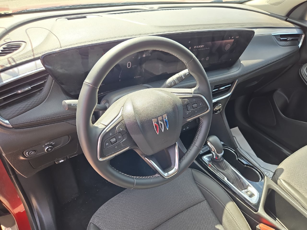 Used 2025 Buick Encore GX Preferred FWD image 10