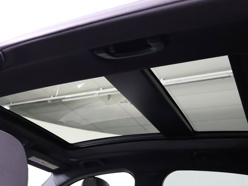 Used 2022 Alfa Romeo Stelvio Ti image 22