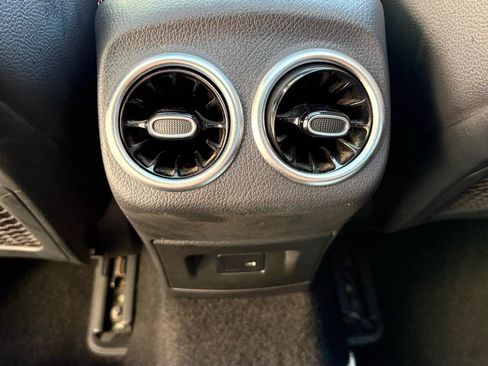 Used 2023 Mercedes-Benz CLA 250 image 37