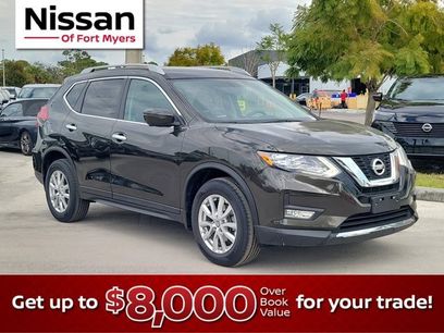 Used 2017 Nissan Rogue SV