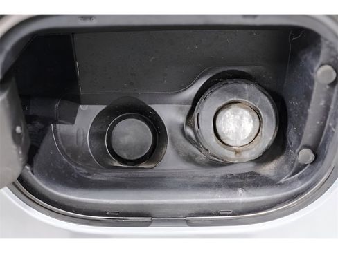 Used 2024 Chevrolet Silverado 1500 Custom image 40