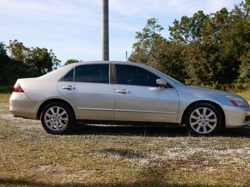 Used 2007 Honda Accord SE image 13